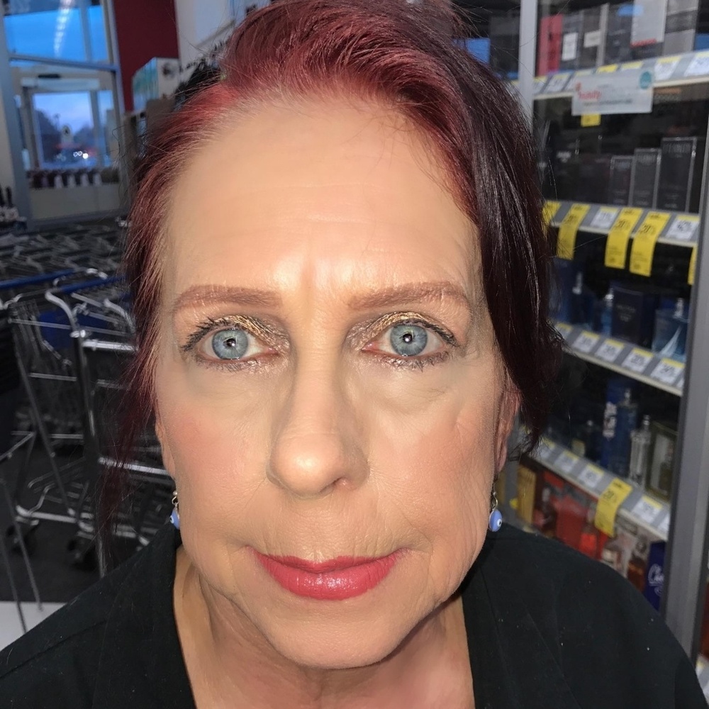 Meet your Posher, Jeannie